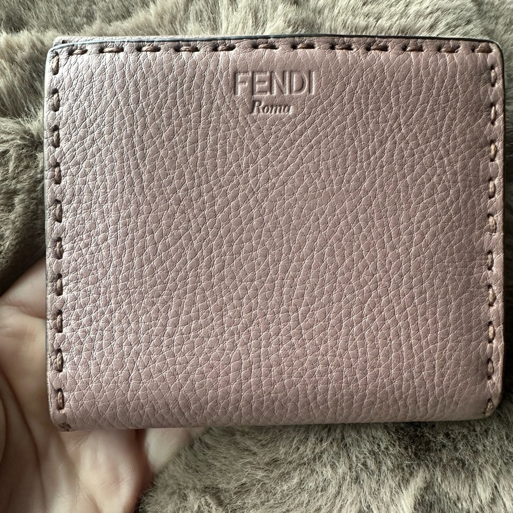 Fendi Compact Peekaboo Bi-Fold, Bi-Color in Pink Rose Camelia and White Selleria - Picture 9 of 11